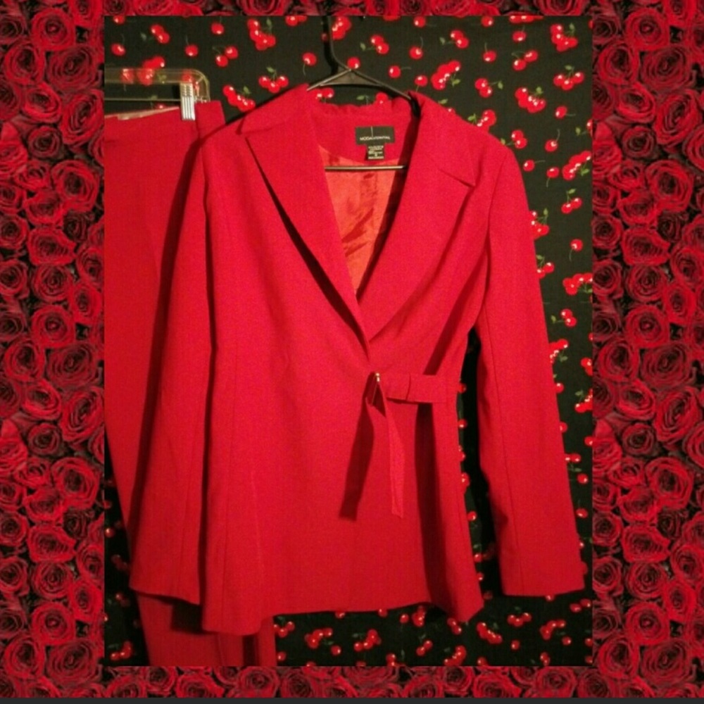 Red 2 piece pants suit